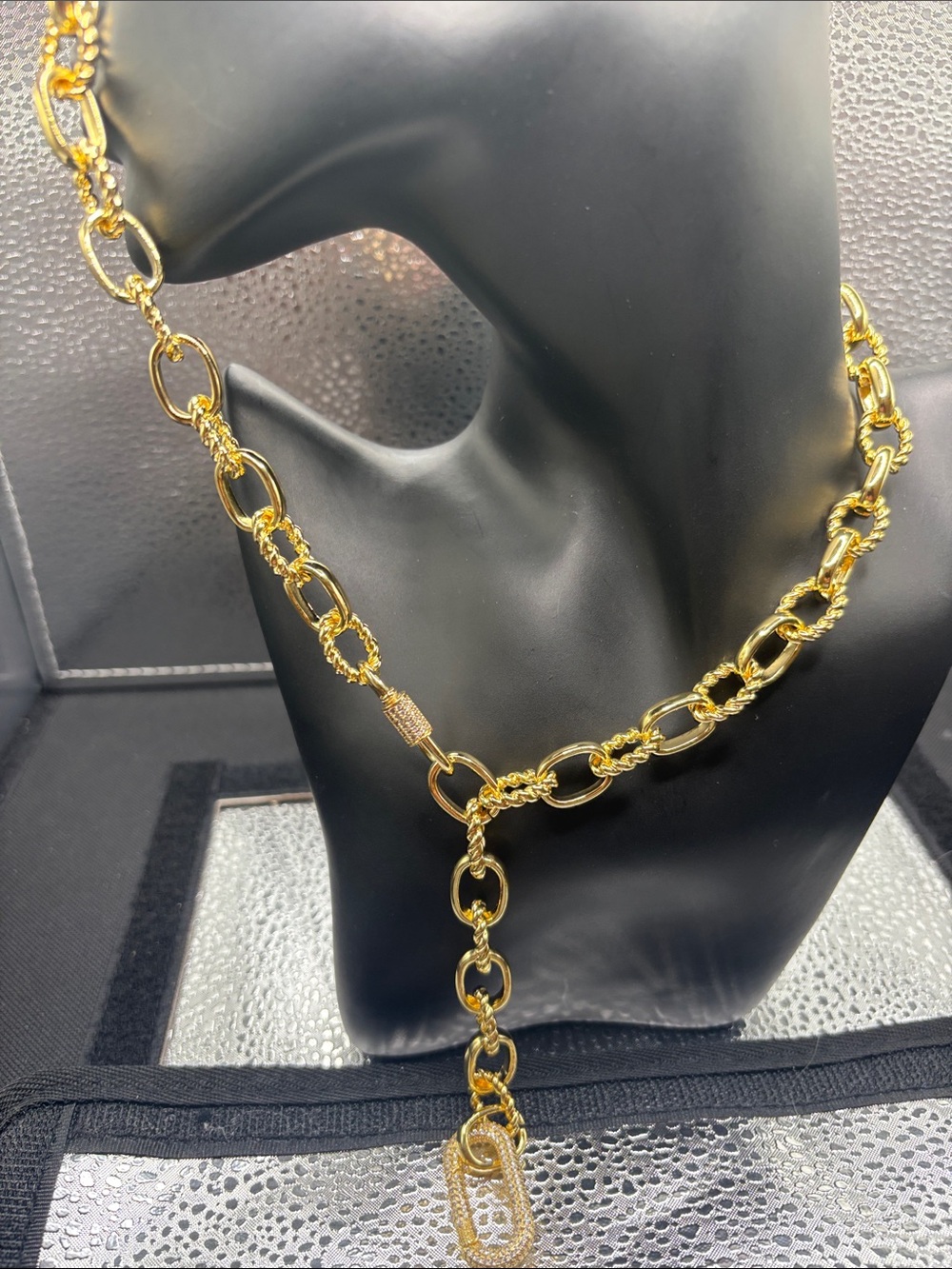 Polished Gold Link Necklace with Hanging Tag - Women Jewelry